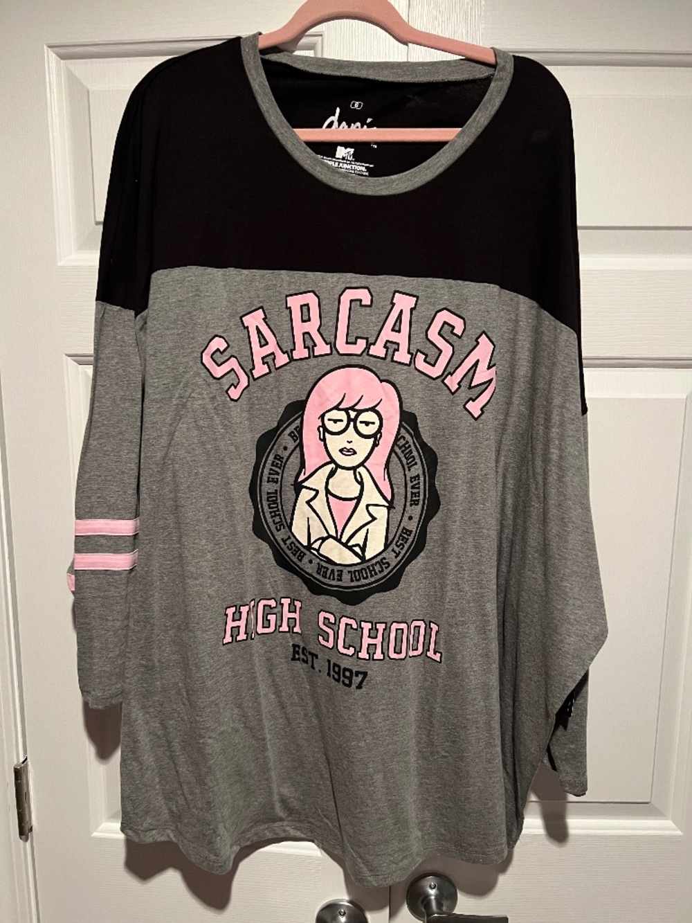 Daria Long Sleeve Plus Size Shirt Size 6 NWT